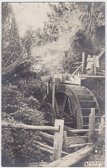 lilydale waterwheel.jpg